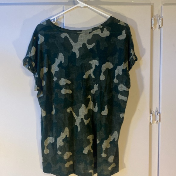 Camo linen shirt size L C & C - Picture 3 of 3
